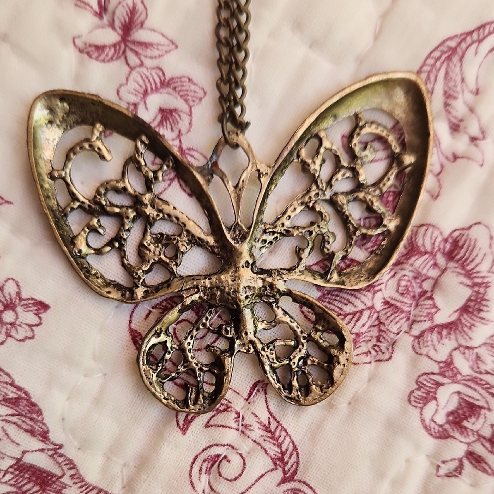 Junk/Mystery Jewelry collection butterfly, Bee, Vtg. Brooch, Buckle Lot Coquette - Picture 11 of 14